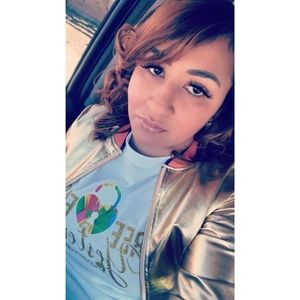 Meet your Posher, Leann